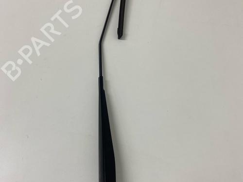 Used Front windshield wiper arm BMW 2 Active Tourer (F45) 216 d (116 hp) 29034499