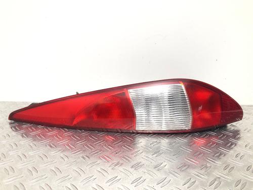 Used Right taillight FORD MONDEO III Turnier (BWY) 1.8 SCi (130 hp) 29031876