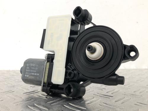 Rudehejsemotor bagstkærm venstre VW TIGUAN (AD1, AX1) 1.4 TSI (150 hp) 29031259