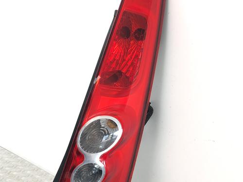 Used Right taillight FORD FIESTA V (JH_, JD_) 1.3 (69 hp) 29034364