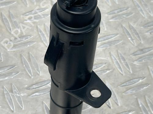 Washer pump VW GOLF VI (5K1) 1.6 TDI | BP38000593E24 - Image 2