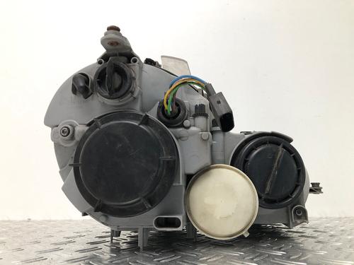 Left headlight MERCEDES-BENZ C-CLASS (W203) C 180 Kompressor (203.046) | BP29032674C28 