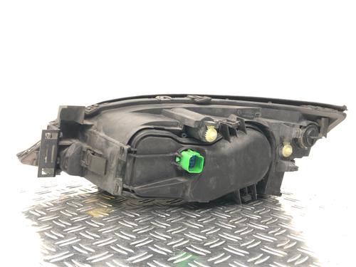 Right headlight FORD MONDEO III (B5Y) 1.8 16V | BP29034958C29 