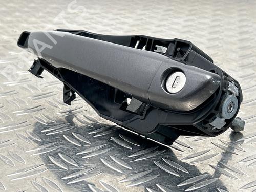 Used Front left exterior door handle Front left exterior door handle 36782668 36782668