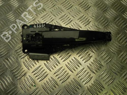 Used Front left exterior door handle OPEL ASTRA J (P10) 1.7 CDTI (68) (125 hp) 28917358