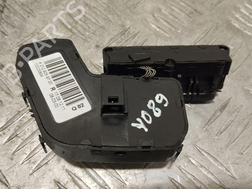 Switch MERCEDES-BENZ CLS (C218) CLS 500 4-matic (218.391) | BP28937677I30 