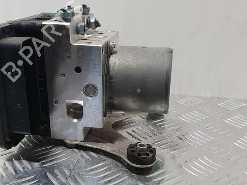 Used ABS pump BMW 5 (F10) 535 i xDrive (306 hp) 28915436