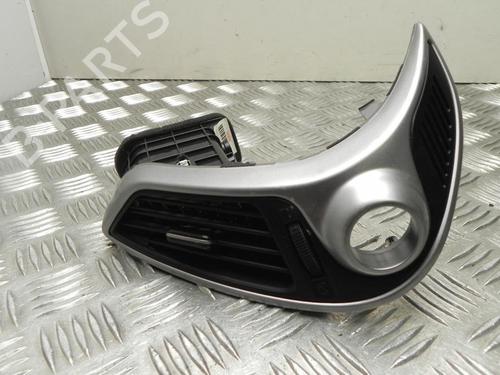 Used Air vent HYUNDAI ix35 (LM, EL, ELH) 1.7 CRDi (116 hp) 28940616
