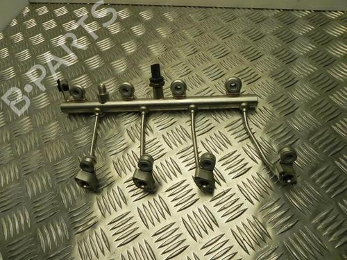 Used Injection rail Injection rail 37576640 37576640