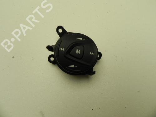 Commandes au volant Commandes au volant 37576079 37576079