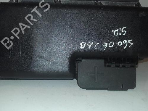 Used Fuse box Fuse box 38966005 38966005