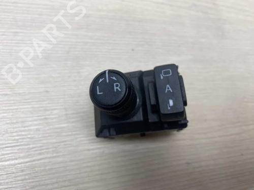 Used Switch TOYOTA C-HR (_X1_) 1.8 Hybrid (ZYX10_, ZYX11_, ZYX10R, ZYX11R) (122 hp) 32421203