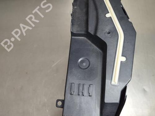 Fuse box BMW 1 (F70) 120 d Mild-Hybrid | BP40274534E1 - Image 3