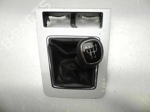 Used Gear lever Gear lever SKODA OCTAVIA III (5E3, NL3, NR3) 1.6 TDI (105 hp) 28927271 28927271