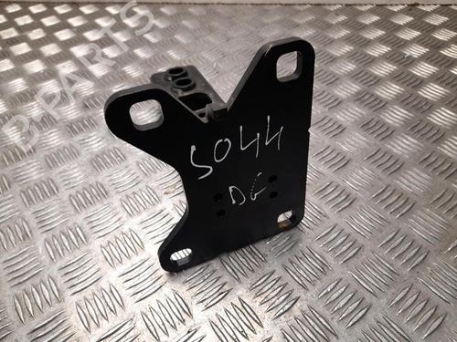 Support JAGUAR F-PACE (X761) 3.0 SCV6 AWD | BP37572328C155 - Image 2