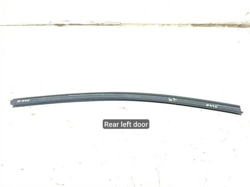 Gummiliste Gummiliste BENTLEY BENTAYGA (4V1) 6.0 (608 hp) 33847834 33847834