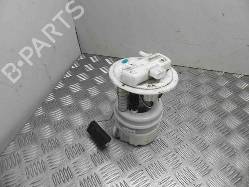 Used Fuel pump Fuel pump DACIA SANDERO II TCe 90 (B8M1, B8MA, B8AC) (90 hp) 28928549 28928549
