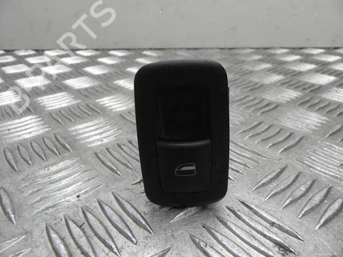 Used Left front window switch Left front window switch JEEP GRAND CHEROKEE IV (WK, WK2) 3.0 CRD V6 4x4 (250 hp) 28942637 28942637