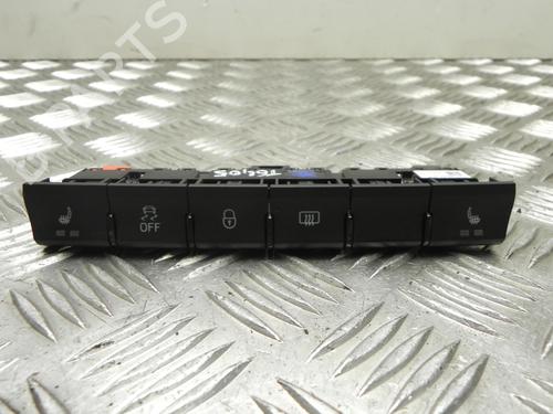 Used Switch SKODA RAPID (NH3, NK3, NK6) 1.2 TSI (86 hp) 28916327