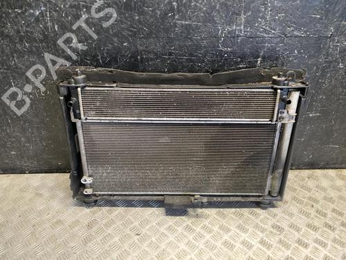 water-radiator-toyota-prius-plus-_w4_-2011-37557079 main image