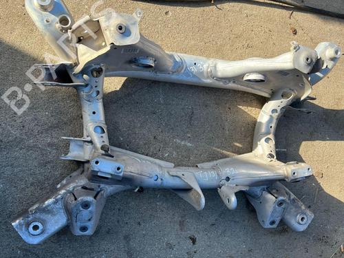 Used Rear axle BMW 5 (F10) M5 (560 hp) 28923183