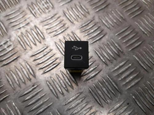 Used Electronic module Electronic module TOYOTA AYGO X (_B7_) 1.0 VVT-i (KGB70) (72 hp) 35810904 35810904