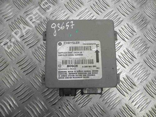 Used ECU airbags ECU airbags CHRYSLER VOYAGER / GRAND VOYAGER III (GS_, NS_) 2.5 TD (116 hp) 28940995 28940995