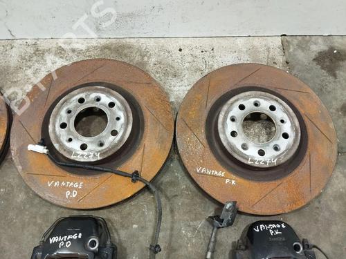 Right front brake caliper ASTON MARTIN VANTAGE Vantage 4.7 V8 | BP28924735M104 