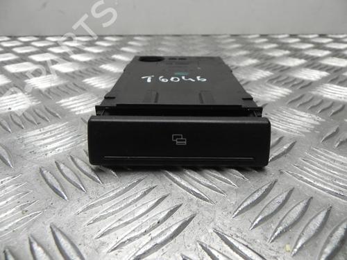 Portavasos/Objetos Portavasos/Objetos AUDI A6 C5 (4B2, 4B4) 2.5 TDI (150 hp) 37580579 37580579