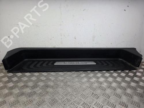 Trinbræt Trinbræt MERCEDES-BENZ VITO Tourer (W447) 119 CDI / 119 BlueTEC (447.701, 447.703, 447.705) (190 hp) 37612076 37612076