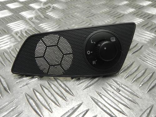 Used Switch SKODA OCTAVIA II Combi (1Z5) 1.2 TSI (105 hp) 28922779