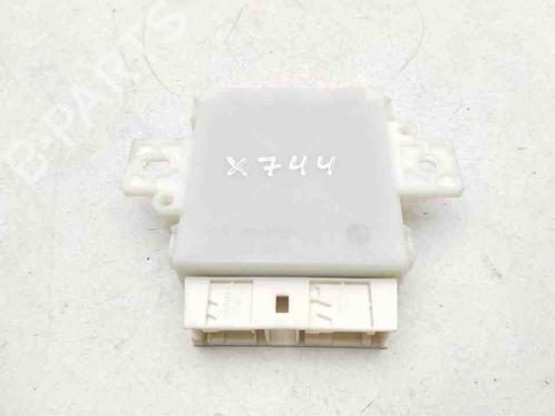 Used Electronic module MERCEDES-BENZ M-CLASS (W166) ML 63 AMG 4-matic (166.074) (525 hp) 28930373