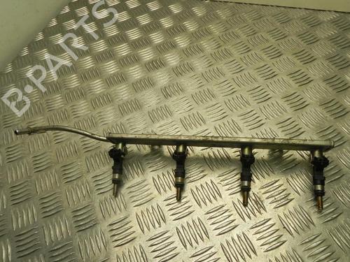 Used Injection rail MITSUBISHI LANCER VIII (CY_A, CZ_A) 1.8 (CY3A, CY6A) (140 hp) 28913166