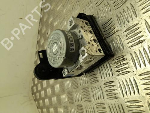 Used ABS pump ABS pump VW GOLF VII (5G1, BQ1, BE1, BE2) e-Golf (136 hp) 28926301 28926301