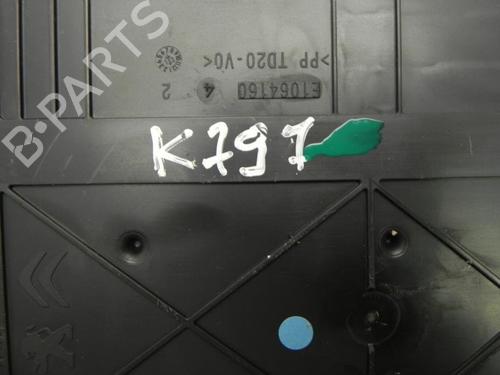 Fuse box PEUGEOT 308 I (4A_, 4C_) 1.6 HDi | BP28934058E1 