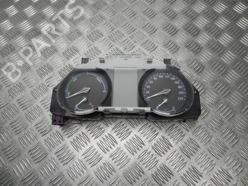 instrument-cluster-toyota-c-hr-_x1_-2016-37546012 main image