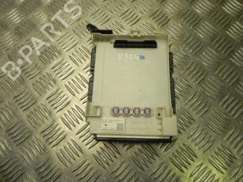 Used Fuse box Fuse box LEXUS RX (_L2_) 450h AWD (GYL25_, GYL25, GYL26) (262 hp) 28910712 28910712