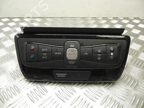 Used Climate control Climate control 37541088 37541088