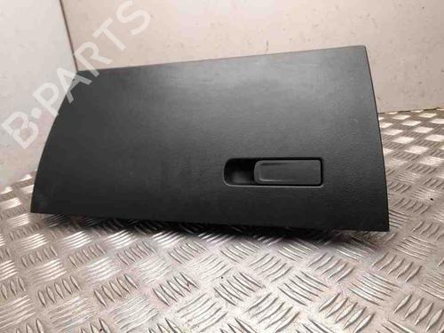 Used Glove box MERCEDES-BENZ CLA (C118) CLA 250 e (118.386) (218 hp) 28930529