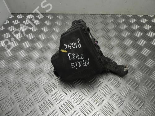 Used Fuse box Fuse box TOYOTA YARIS (_P13_) 1.3 (NSP130_, NSP130) (95 hp) 28931282 28931282