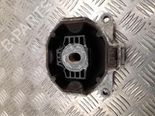 Used Engine mount Engine mount 37556130 37556130