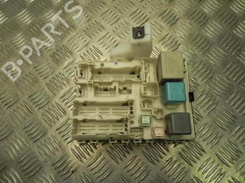 Used Fuse box Fuse box 37578313 37578313