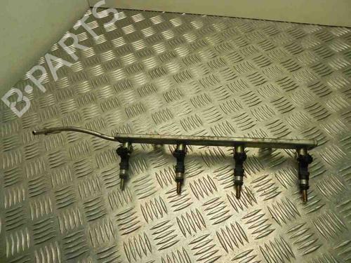 Einspritzleiste für MITSUBISHI LANCER VIII (CY_A, CZ_A) 1.8 (CY3A, CY6A) (140 hp) 28913166