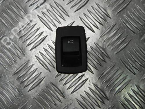 switch-bmw-2-gran-tourer-f46-2014-37577612 main image