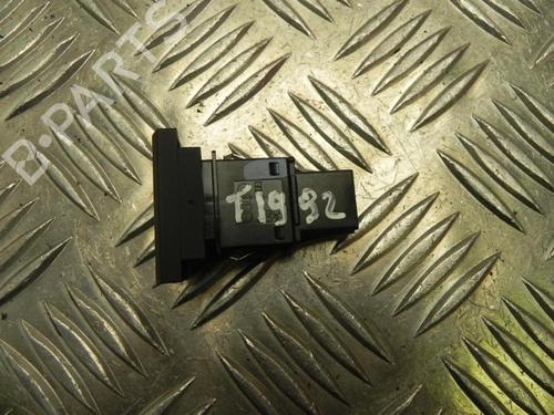 Warning switch AUDI A3 Sportback (8PA) 2.0 TDI 16V | BP37577975I22 - Image 2