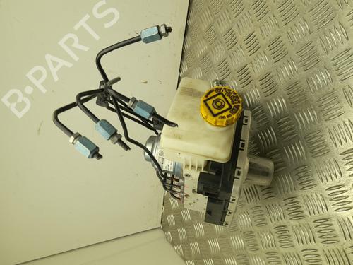 Used Brake master cylinder ALFA ROMEO STELVIO (949_) 2.9 Q4 (949.AXH2A) (519 hp) 28910586