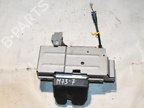 Used Hood lock VOLVO XC90 I (275) D5 AWD (185 hp) 28944798