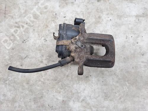 Used Right front brake caliper BMW X3 (F25) xDrive 20 d (184 hp) 28943528