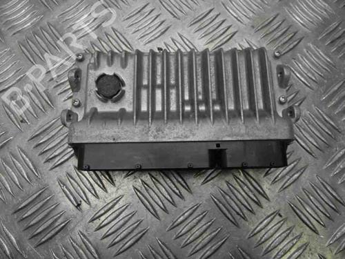 Used Engine control unit (ECU) TOYOTA YARIS (_P13_) 1.5 Hybrid (NHP130_, NHP130) (101 hp) 28917328