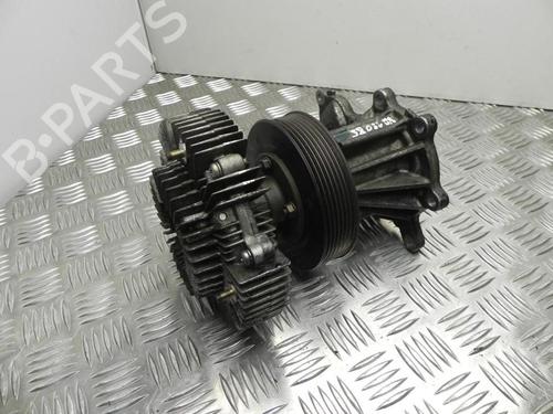 Used Radiator fan Radiator fan 37576918 37576918